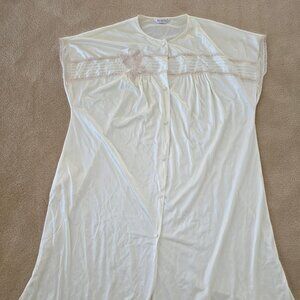 Vanity Fair vintage nylon robe